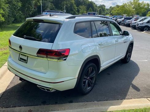 Used 2021 Volkswagen Atlas SE FWD image 32