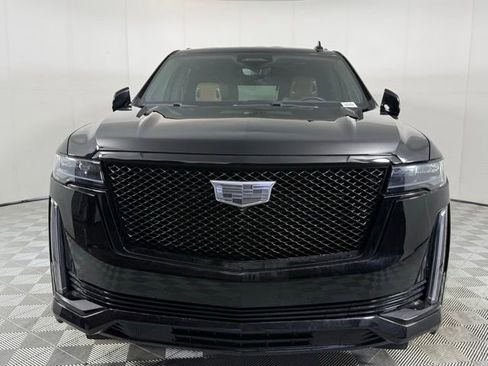 Certified 2023 Cadillac Escalade Sport w/ LPO, ONYX Package image 10