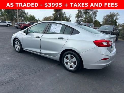 Used 2017 Chevrolet Cruze LS image 4