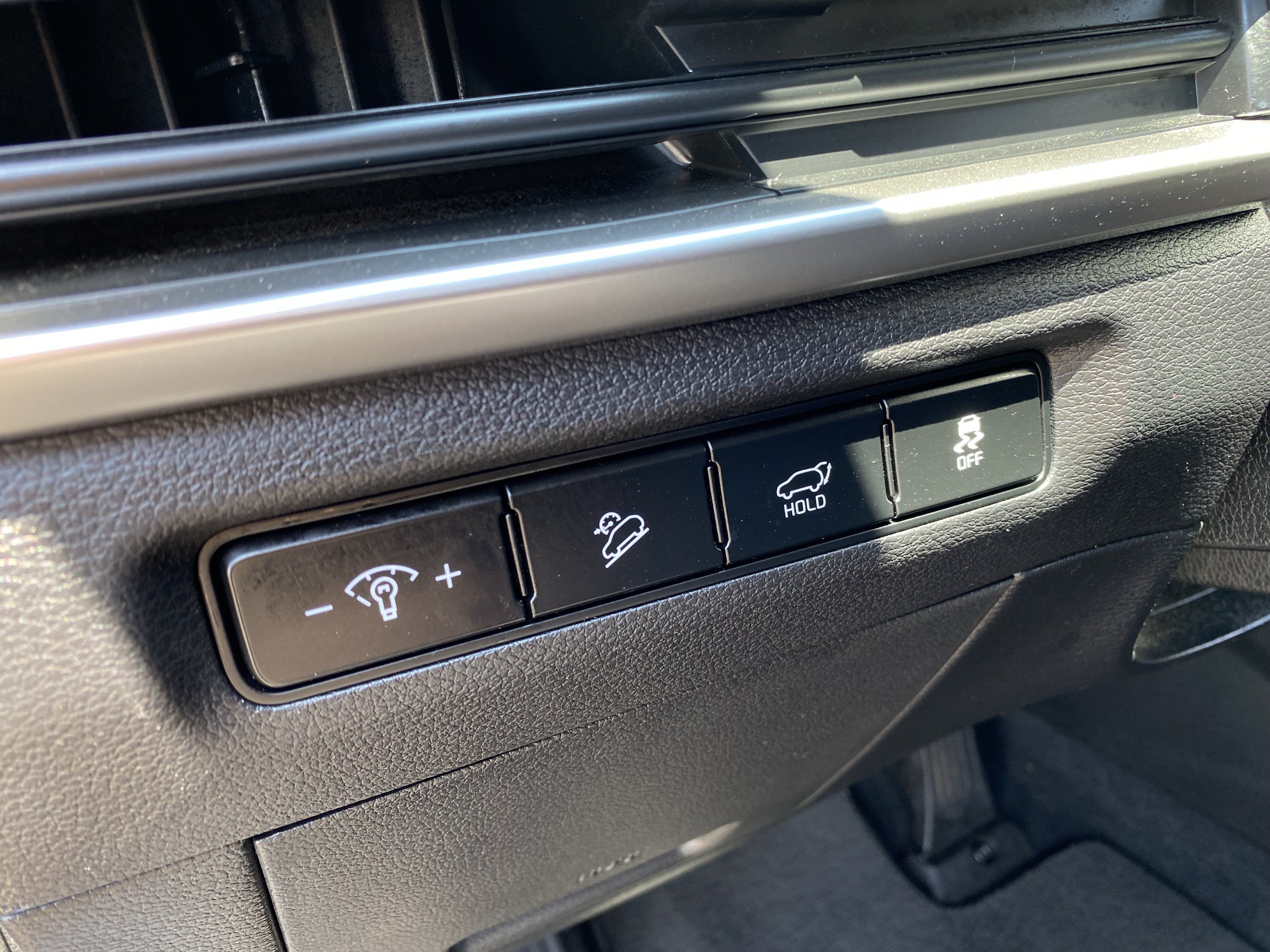 Used 2023 Kia Telluride EX w/ EX Captain's Chair Package FWD image 22