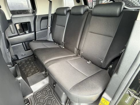 Used 2007 Toyota FJ Cruiser 4WD image 17