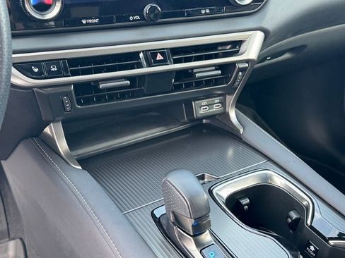 Used 2024 Lexus RX 500h F Sport w/ Convenience Package image 22