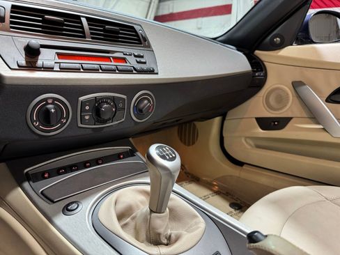 Used 2003 BMW Z4 3.0i image 21