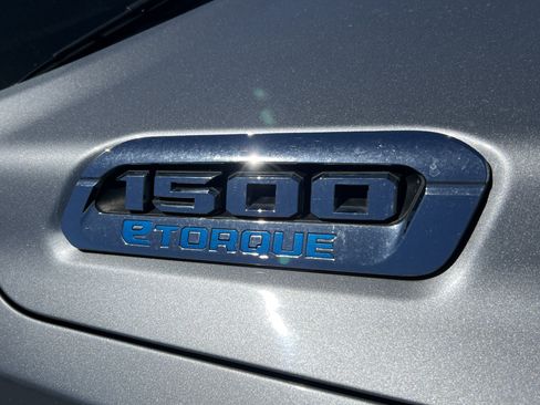 Used 2022 RAM 1500 Big Horn AWD/4WD image 9