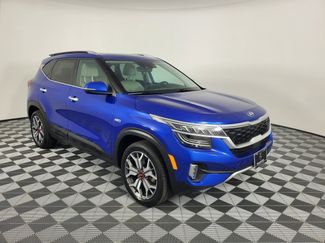 Used 2021 Kia Seltos SX w/ SX Sunroof Package image 1
