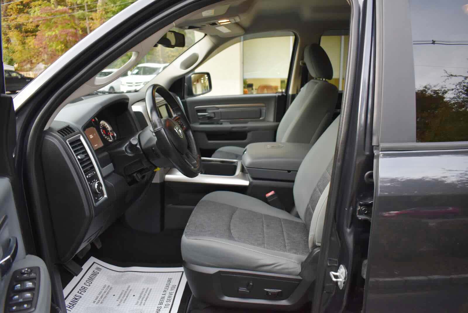 Used 2016 RAM 1500 Big Horn AWD/4WD image 10
