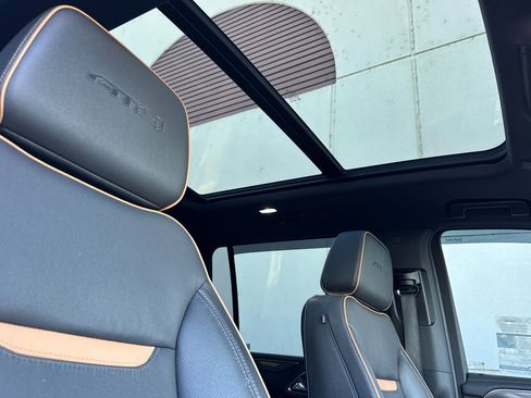 Used 2023 GMC Yukon XL AT4 w/ AT4 Premium Plus Package image 20