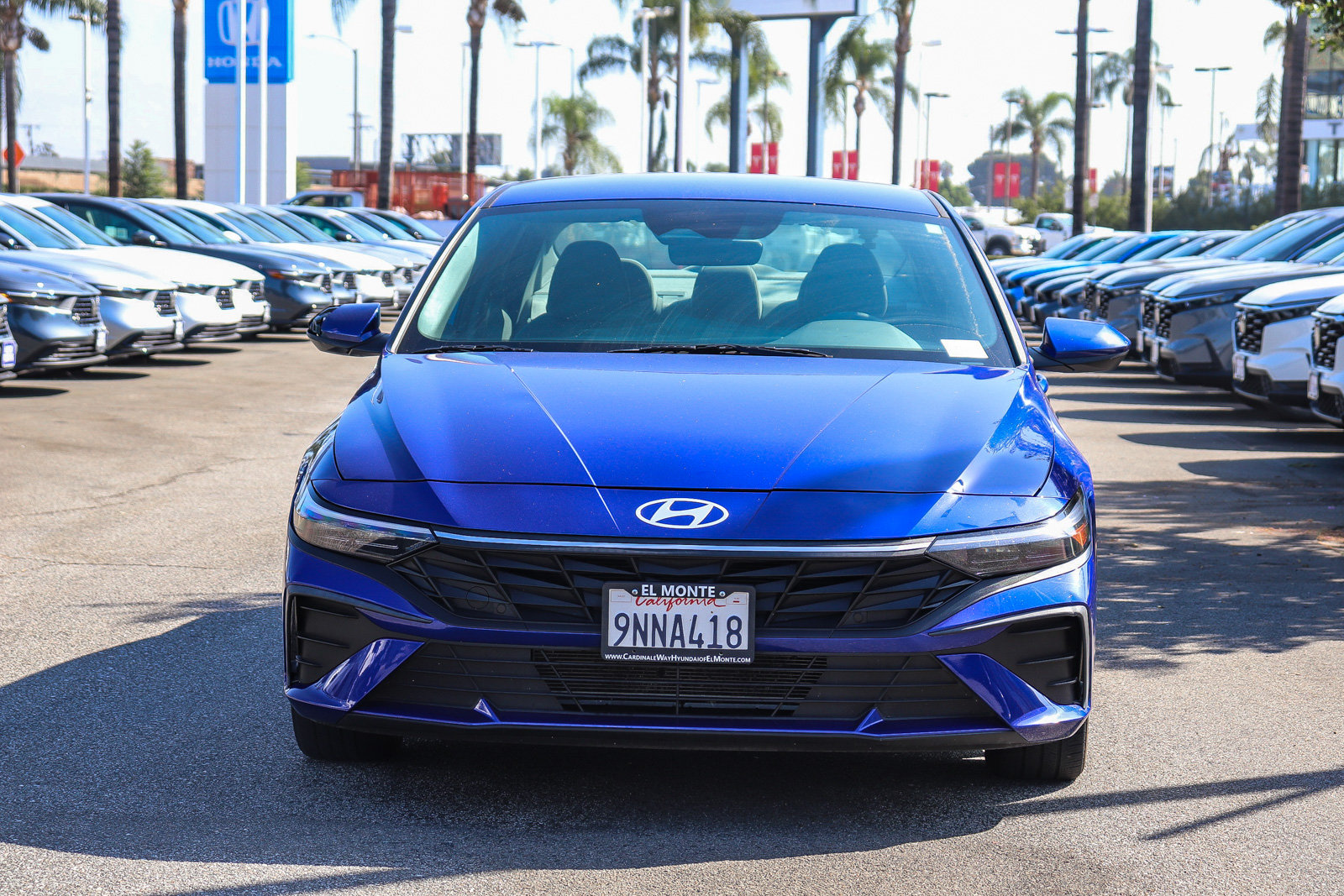 Used 2024 Hyundai Elantra SEL FWD image 2