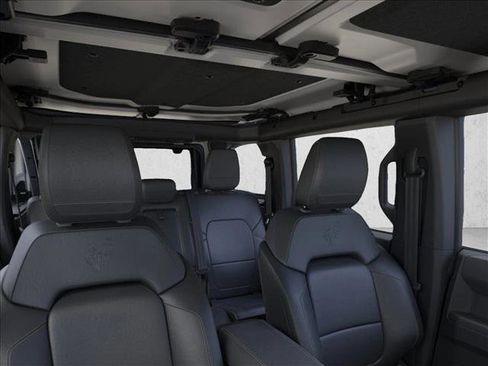 New 2025 Ford Bronco Badlands image 12