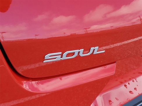 Used 2024 Kia Soul LX w/ Option Group 015 image 27