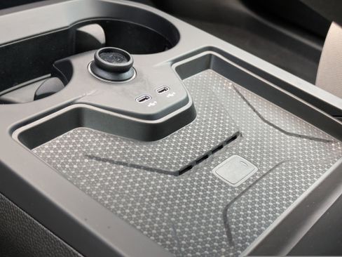 Used 2025 BMW iX M60 image 14