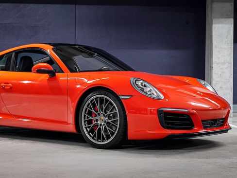 Used 2017 Porsche 911 Carrera S RWD image 38