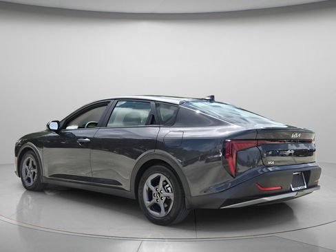 Used 2025 Kia K4 FWD image 6