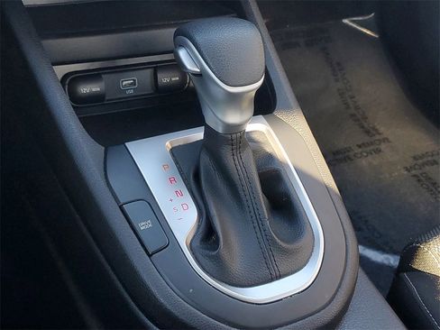 Used 2023 Kia Forte LXS image 23