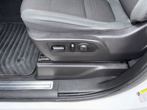 Used 2019 Chevrolet Silverado 1500 LT w/ All-Star Edition image 10