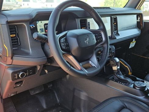 Used 2024 Ford Bronco Badlands AWD/4WD image 30