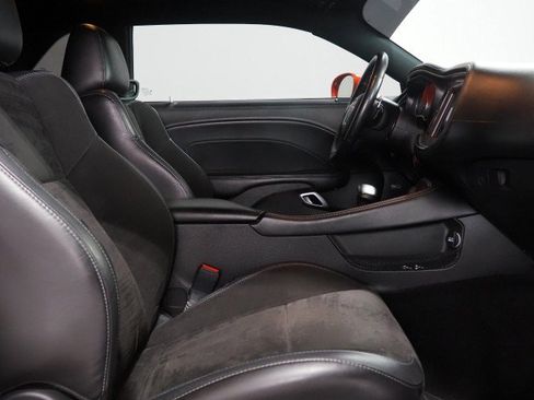 Used 2022 Dodge Challenger GT w/ Plus Package RWD image 15