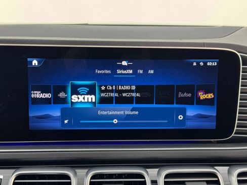 Used 2024 Mercedes-Benz GLS 580 GLS 580 w/ Night Package image 29