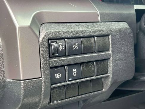 Certified 2025 Toyota Tacoma SR5 w/ SR5 Upgrade Package image 23