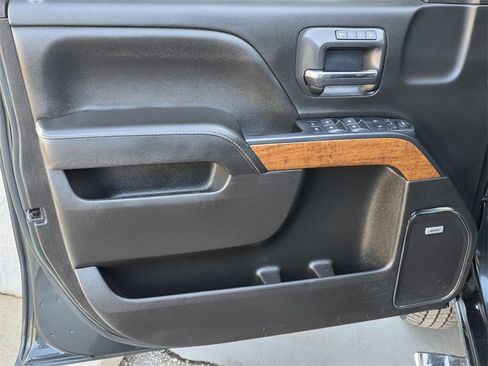 Used 2019 Chevrolet Silverado 3500 High Country w/ Duramax Plus Package image 39