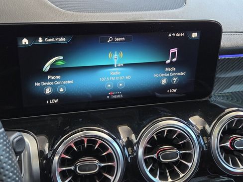 Certified 2022 Mercedes-Benz GLB 250 image 30