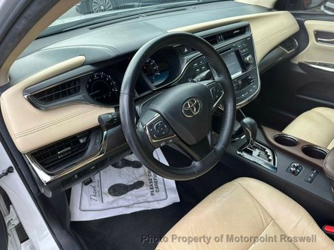 Used 2016 Toyota Avalon XLE image 9
