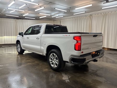 Used 2024 Chevrolet Silverado 1500 LTZ AWD/4WD image 9
