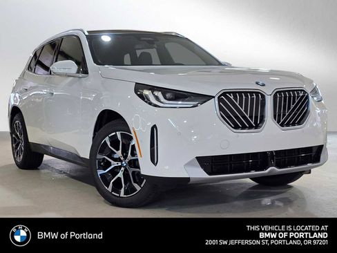New 2026 BMW X3 xDrive30 w/ Premium Package image 1