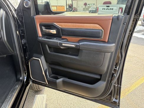 Used 2021 RAM 3500 Limited image 19