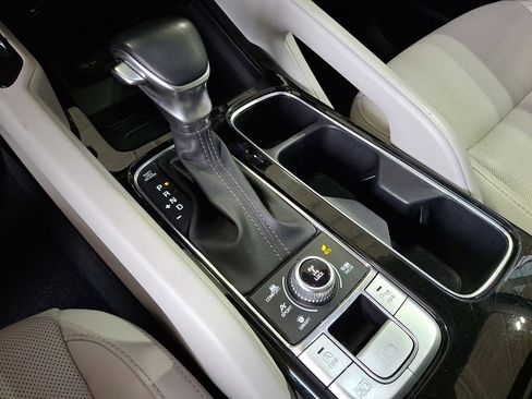 Used 2022 Kia Telluride S image 18