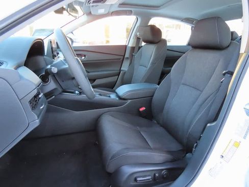 Certified 2023 Honda Accord EX image 10