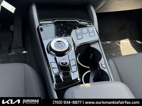 New 2025 Kia Sportage LX image 12