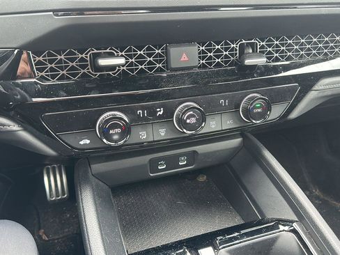 Used 2023 Honda Accord Sport image 18