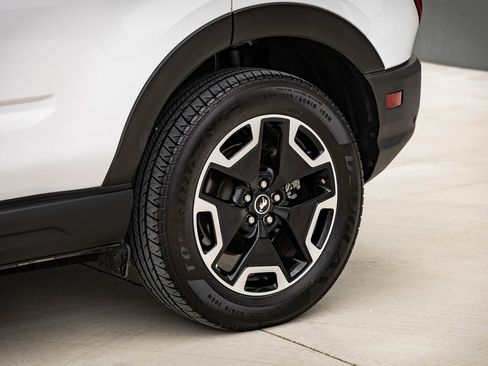 Used 2021 Ford Bronco Sport Outer Banks image 7