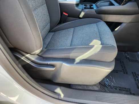 Used 2025 GMC Terrain Elevation image 18