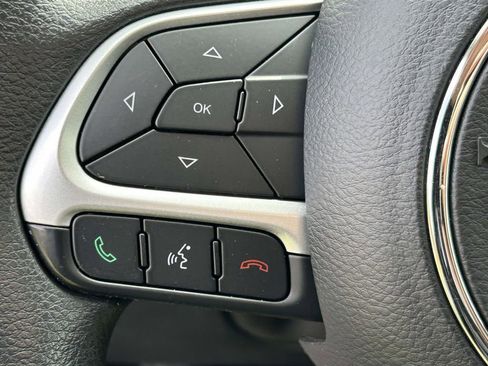 Used 2018 Jeep Compass Sport image 20