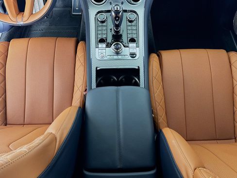 Certified 2023 Bentley Continental GT Mulliner AWD/4WD image 23