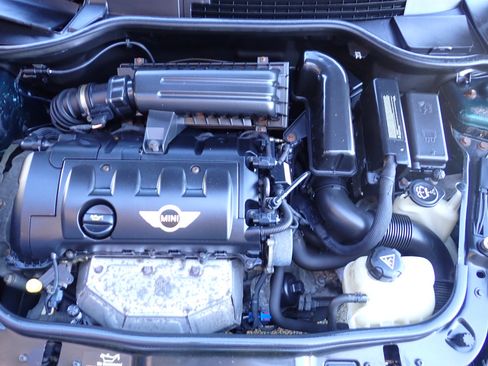 Used 2010 MINI Cooper Hardtop image 8