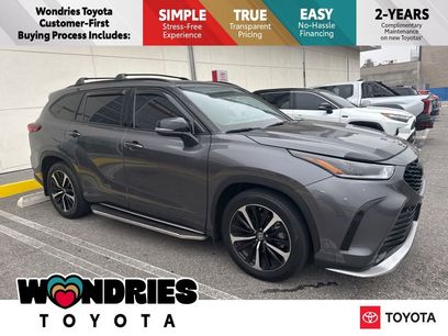 Used 2022 Toyota Highlander XSE