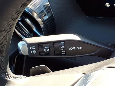 Used 2025 Chevrolet Equinox LT FWD image 26