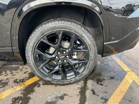 New 2026 Chevrolet Traverse RS w/ LPO, Floor Liner Package image 28
