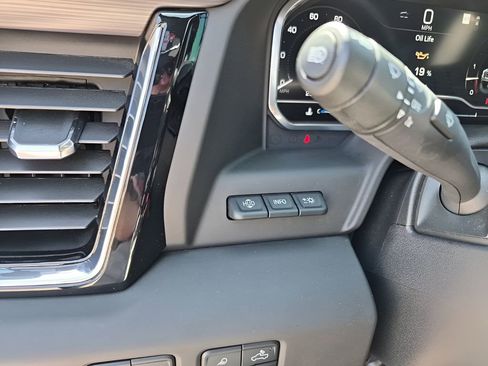 Certified 2025 GMC Sierra 2500 Denali Ultimate image 34