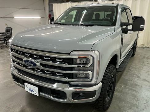 New 2026 Ford F250 Lariat w/ Tremor Off-Road Package AWD/4WD image 9