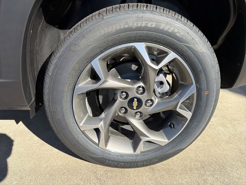 New 2026 Chevrolet Trax LT image 19