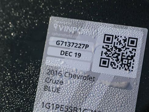 Used 2016 Chevrolet Cruze LT image 22