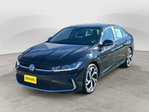 New 2026 Volkswagen Jetta SEL image 2