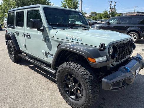 Used 2024 Jeep Wrangler Unlimited AWD/4WD image 7