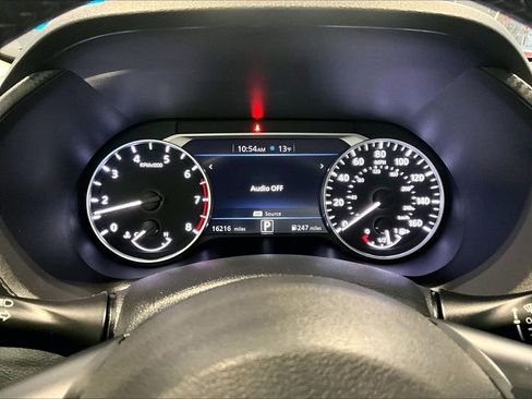 Used 2023 Nissan Sentra SV w/ Trunk Package image 12