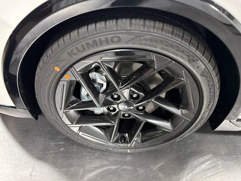 New 2026 Kia K4 GT-Line Turbo FWD image 2