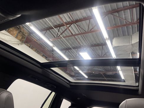 Used 2020 Cadillac XT6 Sport image 31